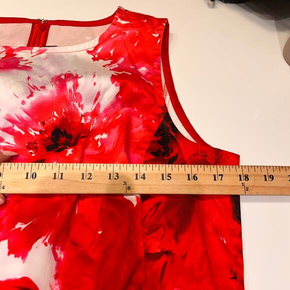 St John Red Floral Sleeveless Shift Mini Dress Sz 10 - Picture 8 of 10